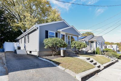 72 Waller Street, House other with 3 bedrooms, 1 bathrooms and 2 parking in Providence RI | Image 2