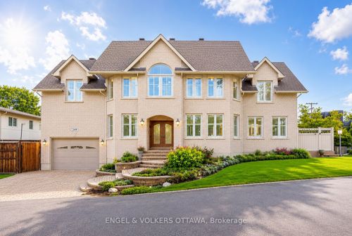 249 Atlantis Ave, Ottawa, ON, K2A1X9 | Card Image