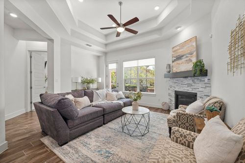 120-206 Olivia Dr, Austin, TX, 78738-1161 | Card Image
