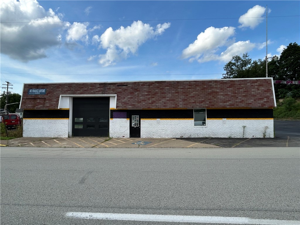 951 W Pittsburgh St, Greensburg, PA 15601
