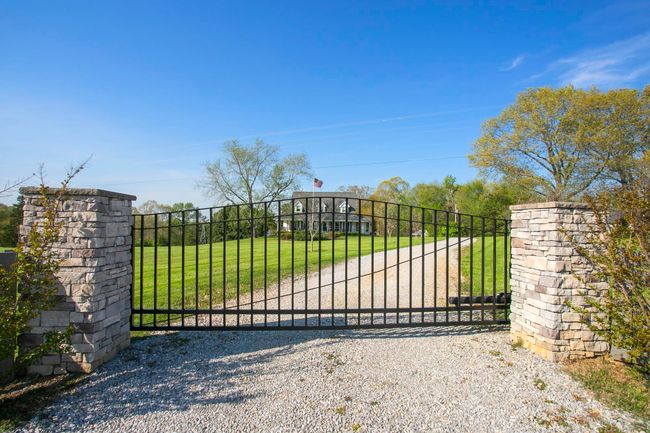 1043 Shelton Rd, House other with 4 bedrooms, 4 bathrooms and 2 parking in Charlotte TN | Image 61