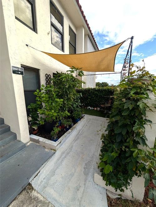 apt-2b-3155 Coral Hills Dr, Coral Springs, FL, 33065-4180 | Card Image