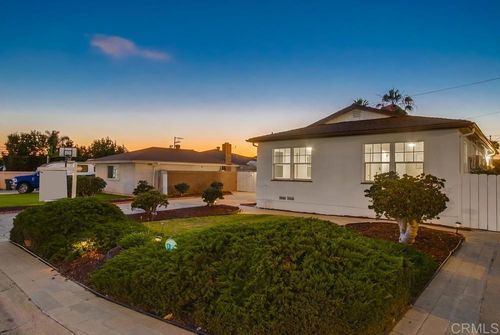 482 Wykes St, Chula Vista, CA, 91911-1913 | Card Image