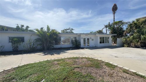 205 55th Ave, ST PETE BEACH, FL, 33706-2306 | Card Image