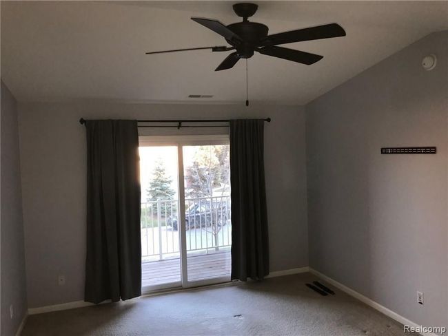 27208 Chesapeake Cir, Condo with 2 bedrooms, 2 bathrooms and null parking in Commerce Twp MI | Image 9