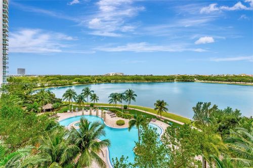 apt-1202s-2681 N Flamingo Rd, Sunrise, FL, 33323-1766 | Card Image