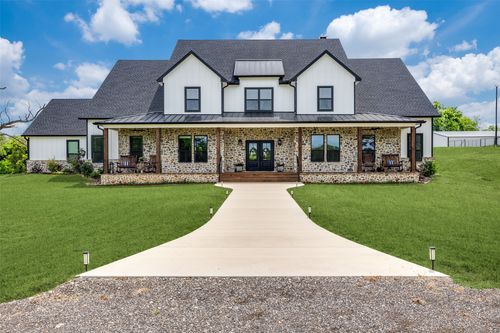 841 Vz County Road 4603, Ben Wheeler, TX, 75754-3111 | Card Image