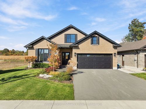 52 Beacon Dr, Brighton, ON, K0K1H0 | Card Image