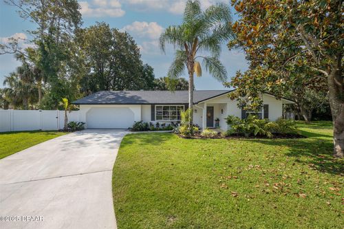 126 Knollwood Cir, Ormond Beach, FL, 32174-4615 | Card Image