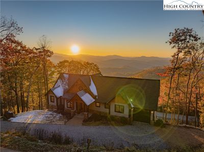 221 Bear Rock Trail, House other with 4 bedrooms, 4 bathrooms and null parking in Banner Elk NC | Image 1