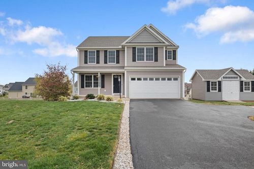 5475 Board Road, MOUNT WOLF, PA, 17347 | Card Image