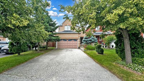 1452 Sandhurst Cres, Pickering, ON, L1V6Y8 | Card Image