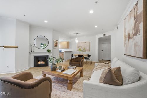 106-450 W Dryden St, Glendale, CA, 91202-2399 | Card Image
