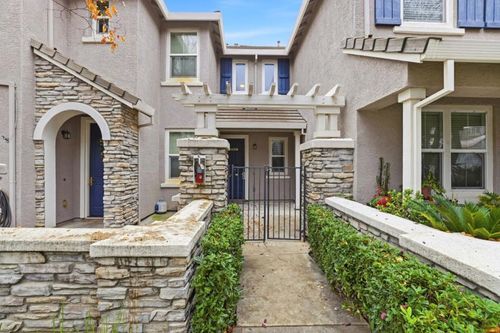 unit-19101-4000 Innovator Dr, Sacramento, CA, 95834-3897 | Card Image