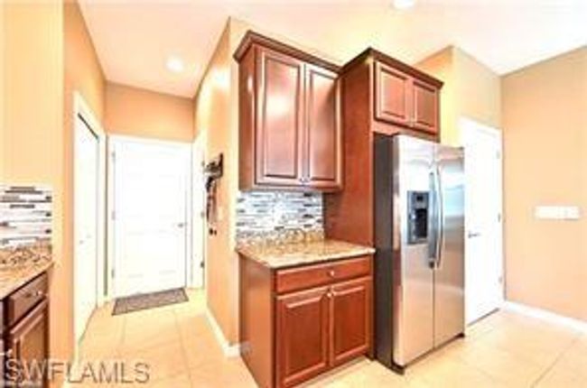3747 Tilbor Cir, Townhouse with 3 bedrooms, 3 bathrooms and 2 parking in FORT MYERS FL | Image 7