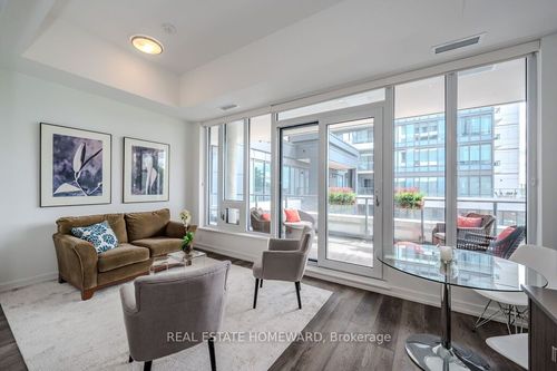 301-5 Wellington St S, Kitchener, ON, N2G0E3 | Card Image