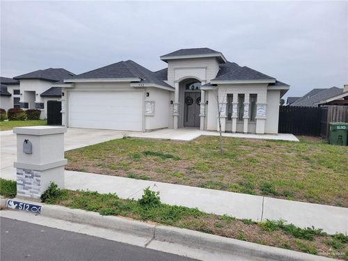 512 Hunter Dr, Alamo, TX, 78516-1206 | Card Image