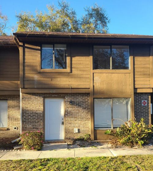b-4910 Silver Oaks Vlg, ORLANDO, FL, 32808-2092 | Card Image