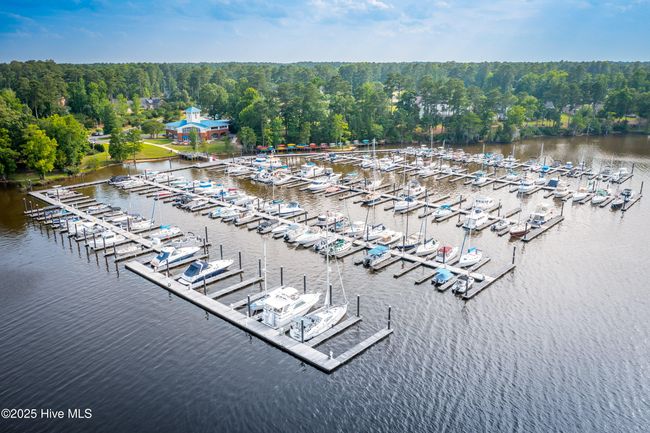 425 Cypress Landing Trl, House other with 4 bedrooms, 4 bathrooms and 2 parking in Chocowinity NC | Image 46