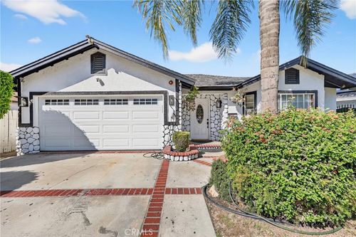 10939 Little Lake Rd, Downey, CA, 90241-3105 | Card Image