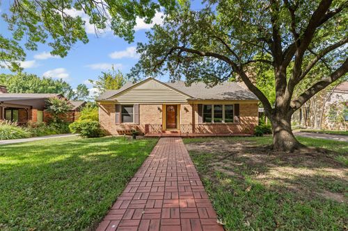 945 Sam Dealey Dr, Dallas, TX, 75208-2637 | Card Image