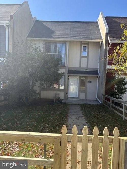 117 Meadows Ln Ne, LEESBURG, VA, 20176-4446 | Card Image