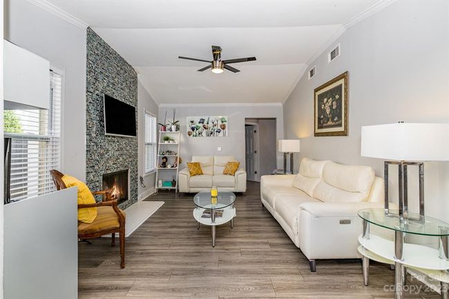 6706 Park Hickory Dr, House other with 3 bedrooms, 2 bathrooms and null parking in Charlotte NC | Image 6