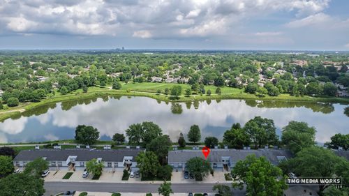 243 Lakeshore Ln, Bloomingdale, IL, 60108-1973 | Card Image