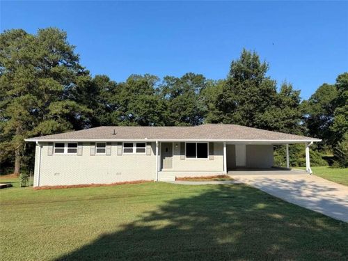 65 W Meadowcliff Cir, Carrollton, GA, 30116-8609 | Card Image