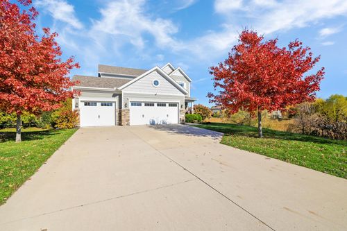 16130 53rd Pl N, Plymouth, MN, 55446-1816 | Card Image