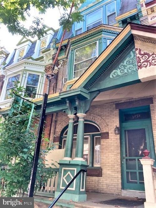 4238 Pine St, PHILADELPHIA, PA, 19104-4011 | Card Image