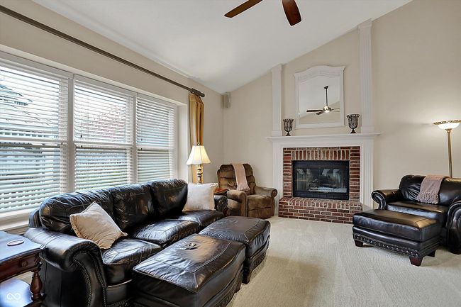 9319 Oak Knoll Ln, House other with 4 bedrooms, 4 bathrooms and null parking in Fishers IN | Image 25