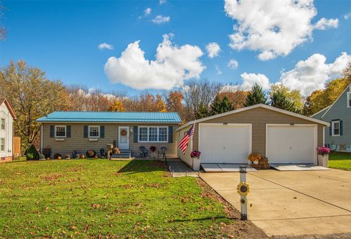 143 Center St, Cambridge Springs, PA, 16403-1309 | Card Image