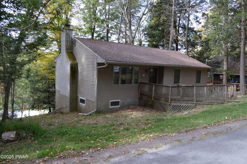 21 Bruin Rd, Lake Ariel, PA, 18436-5516 | Card Image