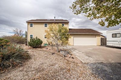 37 S Rolling Prairie Dr, House other with 2 bedrooms, 2 bathrooms and 2 parking in Pueblo West CO | Image 2