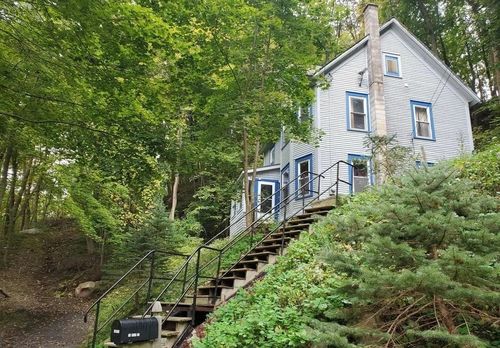 94 Reed St, North Adams, MA, 01247-3508 | Card Image