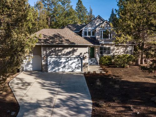 3496 Nw Mccready Dr, Bend, OR, 97703-8629 | Card Image