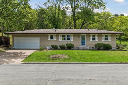 1064 Hackmann Cir Ne, Fridley, MN, 55432-5758 | Card Image