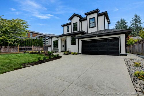 3252 Allan Rd, North Vancouver, BC, V7J3C5 | Card Image