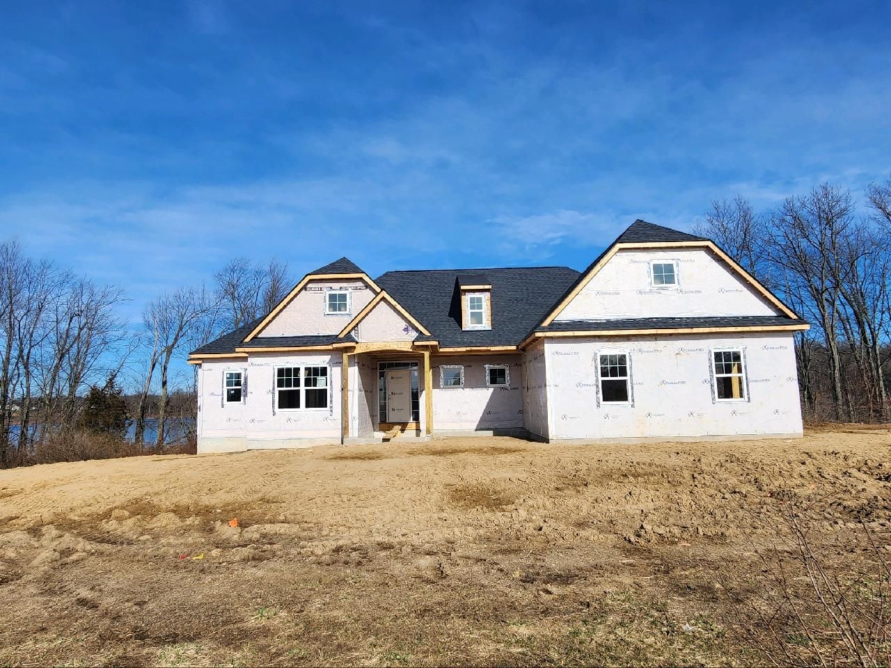 Clivedon Rd, Howell, MI 48843