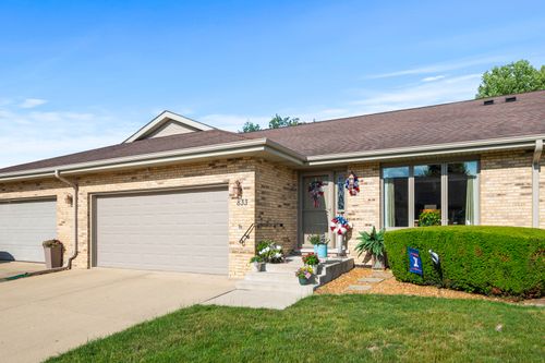 833-833 Winter Park Dr, New Lenox, IL, 60451-3106 | Card Image