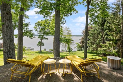 N5667 Lac Verde Cir, Green Lake, WI, 54941-9702 | Card Image