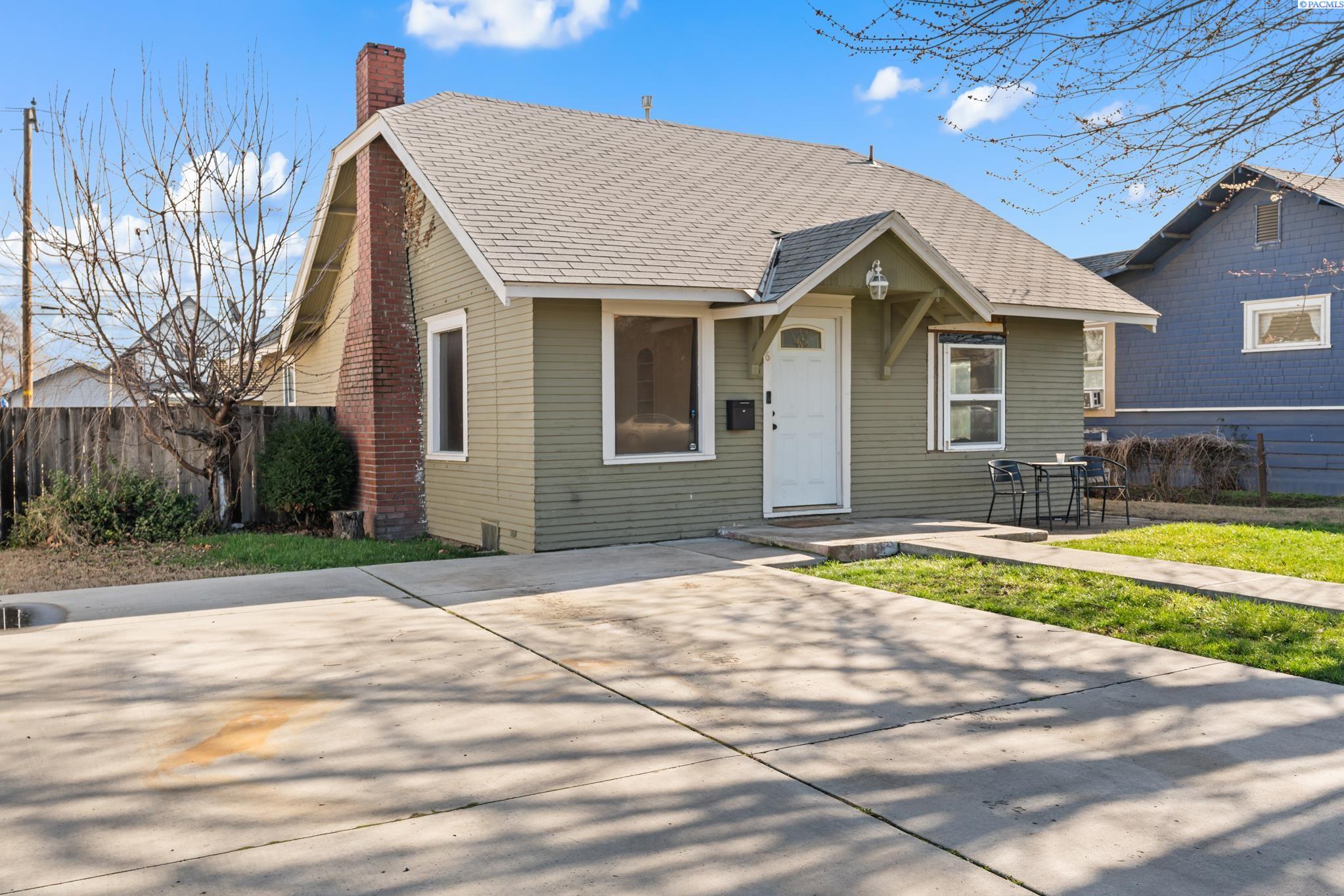 Residential in Sunnyside 2