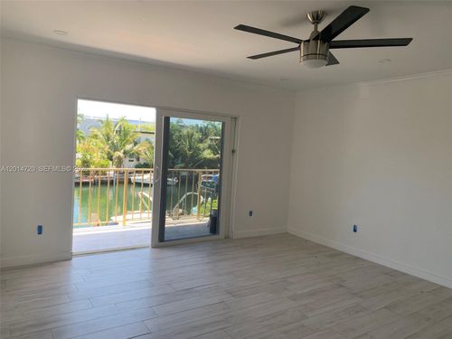 203-3770 Ne 171 St, North Miami Beach, FL, 33160 | Card Image