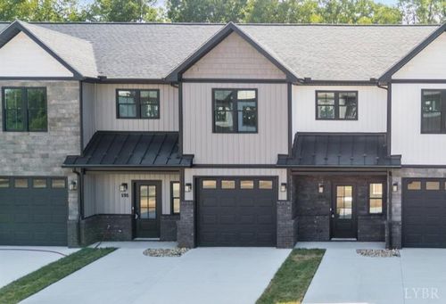 195 Luke Ct, Rustburg, VA, 24588-4860 | Card Image