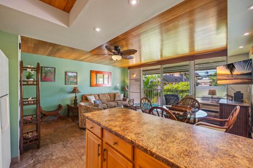 264-2495 S Kihei Rd, Kihei, HI, 96753-8625 | Card Image
