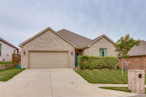 208 Flower Ridge Dr, Fort Worth, TX, 76108-1537 | Card Image