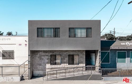 12621 Prairie Ave, Hawthorne, CA, 90250-4611 | Card Image