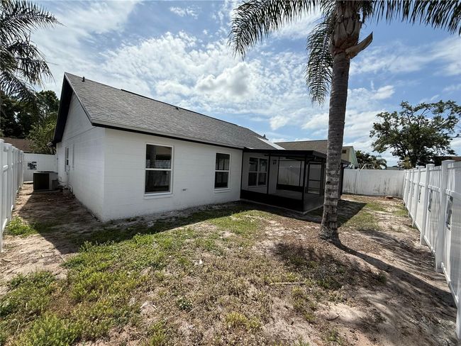 12849 Coverdale Dr, House other with 3 bedrooms, 2 bathrooms and null parking in Tampa FL | Image 13