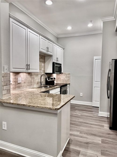 unit-3024-5353 Memorial Dr, Houston, TX, 77007-8000 | Card Image